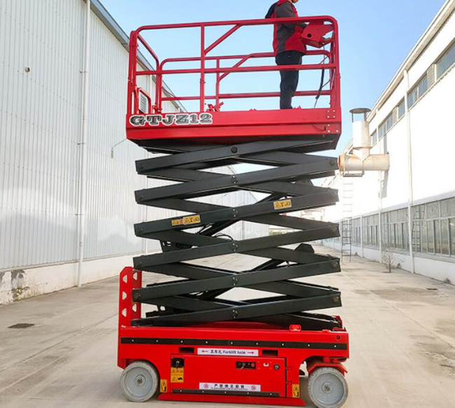 伊吾自行走移动式升降机